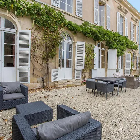 Maison Fontenay-le-comte, 7 Pieces, 12 Personnes - Fr-1-725-3 펜션
