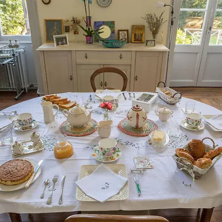 Maison Fontenay-le-comte, 7 Pieces, 12 Personnes - Fr-1-725-3 *